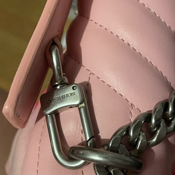 Louis Vuitton Pink New Wave Chain Bag - Picture 10 of 16